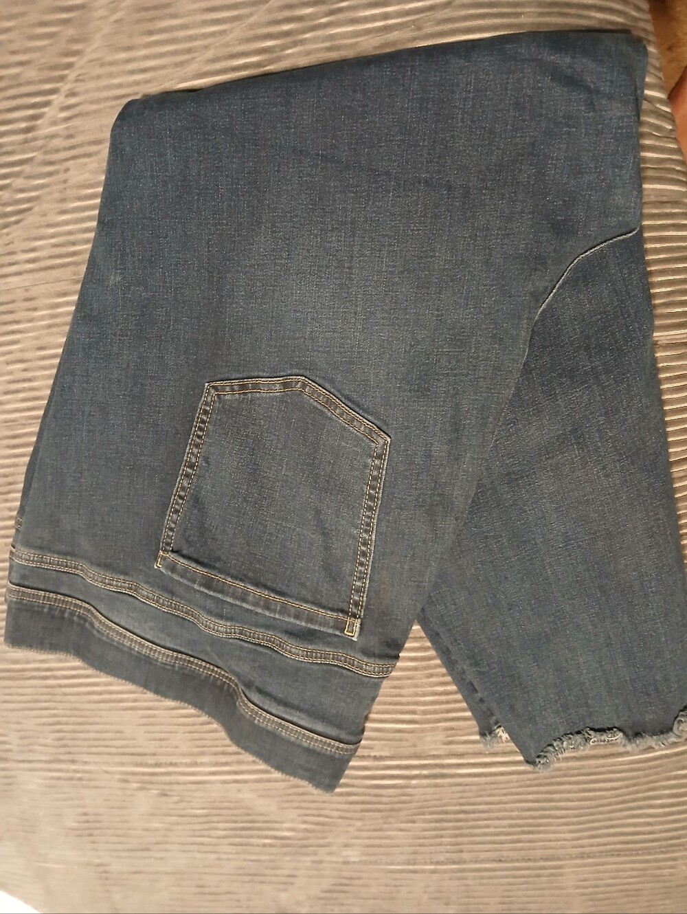 Torrid Men's Relaxed Fit Dark Blue Denim Jeans 4s
